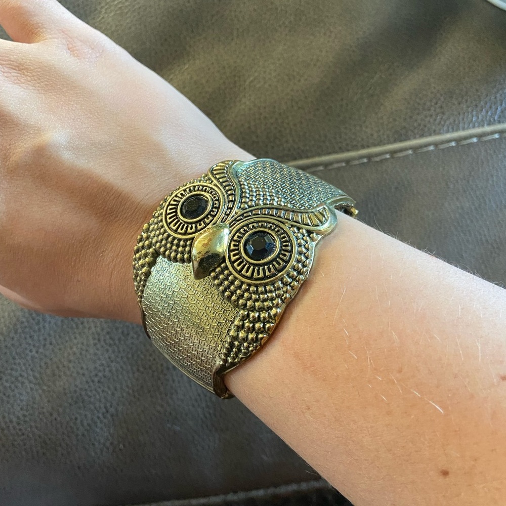 Adorable owl bracelet